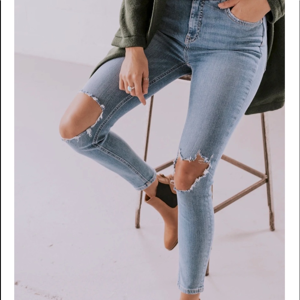 Free People Busted Knee Skinny Jeans